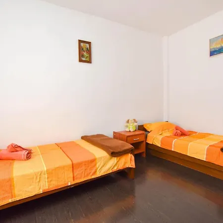 House Mateo Neviđane